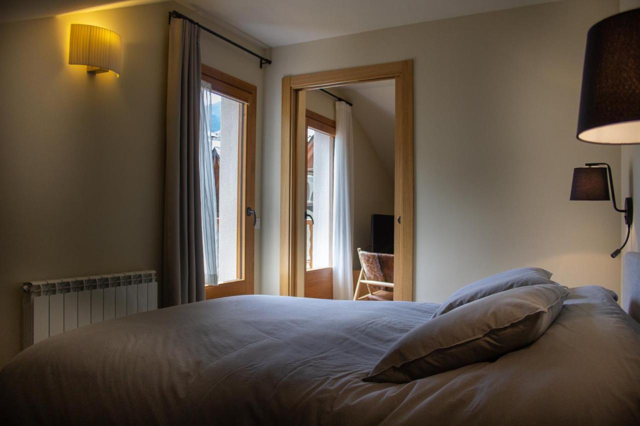 Apartaments Areny - L'Amfitriona エステリ・ダネウ エクステリア 写真