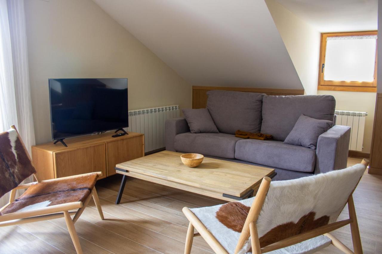 Apartaments Areny - L'Amfitriona エステリ・ダネウ エクステリア 写真