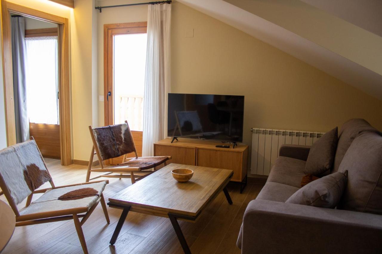 Apartaments Areny - L'Amfitriona エステリ・ダネウ エクステリア 写真